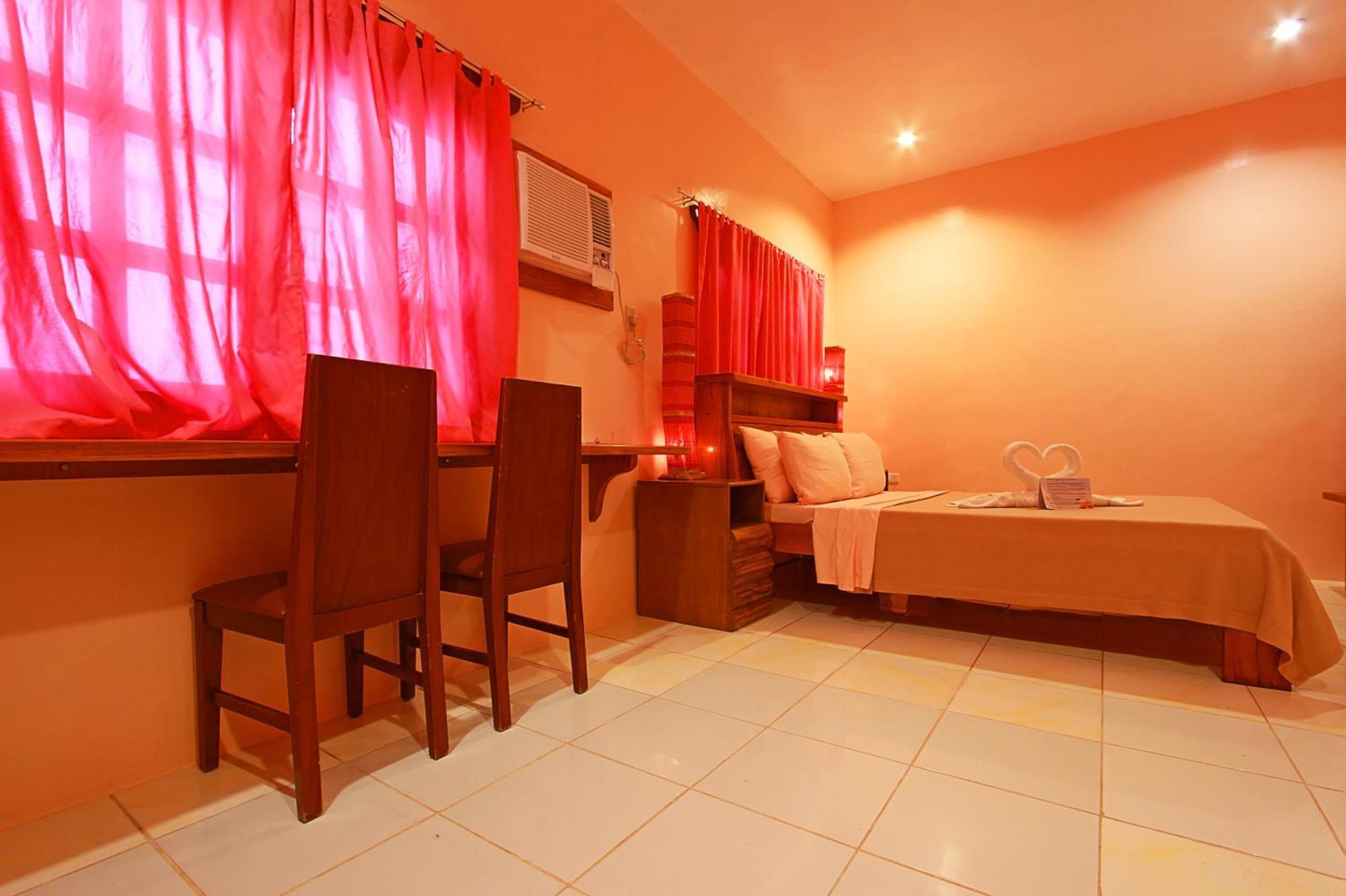 Nigi Nigi Too Beach Resort Balabag  Ngoại thất bức ảnh